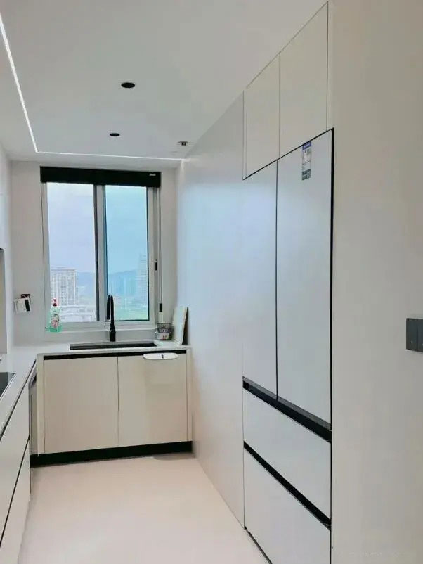 Alternative refrigerator placement